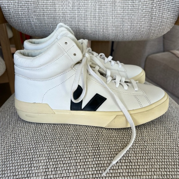 Veja Minotaur High Top Sneakers in Black and White - Picture 4 of 8
